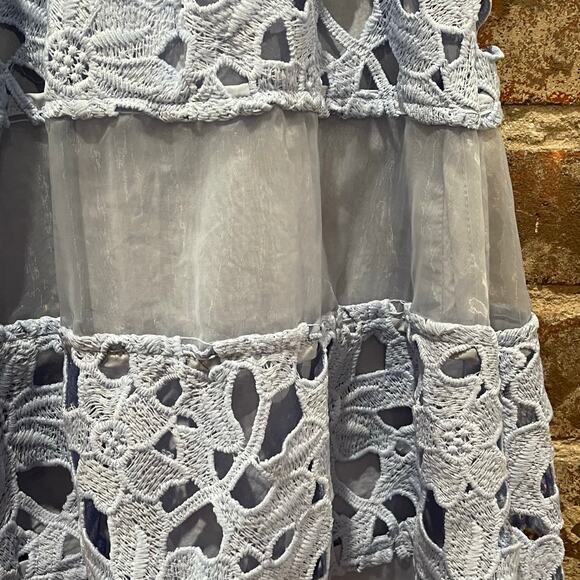 Elegant Blue Lace Mini Dress - Picture 10 of 11